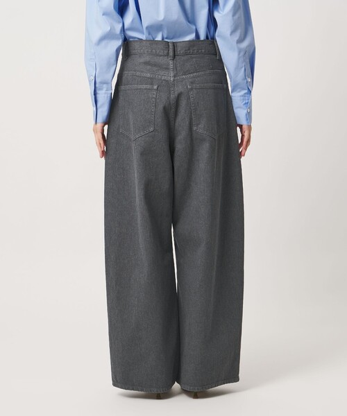 UNITED ARROWS(ユナイテッドアローズ)の「コットン カーブ デニムパンツ(デニムパンツ・レディース・ダークグレー/ブラック・38/34/36)」の11枚目の写真