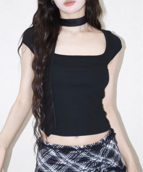 REINE NOIRE(レーヌノワール)の「lace back tops. / レース バック トップス(Tシャツ/カットソー・レディース・ブラック・FREE)」の11枚目の写真