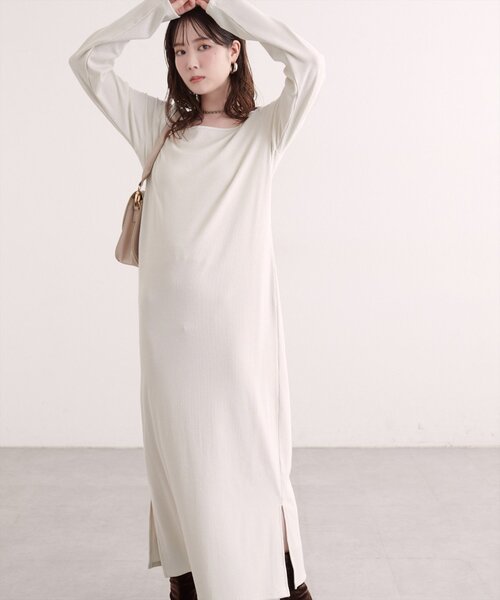 natural couture(ナチュラルクチュール)の「前後2WAYラメテレコワンピース(ワンピース・レディース・オフホワイト/ブラウン/ブラック・FREE)」の4枚目の写真