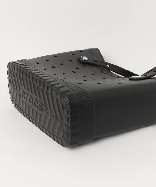 crocs（クロックス）の「クロックス crocs Crocs Classic Medium Tote（トートバッグ・メンズ・ブラック・ONE SIZE）」の7枚目の写真