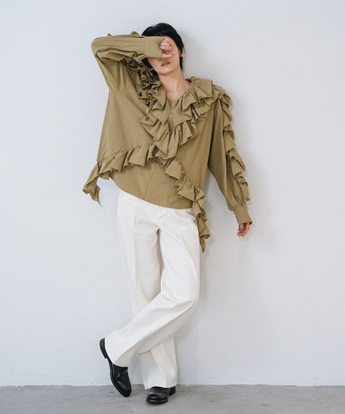 muller of yoshiokubo(ミュラーオブヨシオクボ)の「muller of yoshiokubo ミュラーオブヨシオクボ / FRILLED BLOUSE フリルブラウス / MLF26211(シャツ/ブラウス・レディース・カーキ/アイボリー・FREE)」の6枚目の写真