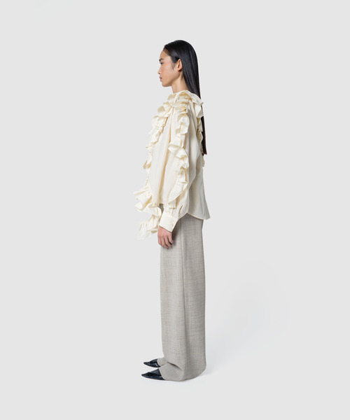 muller of yoshiokubo(ミュラーオブヨシオクボ)の「muller of yoshiokubo ミュラーオブヨシオクボ / FRILLED BLOUSE フリルブラウス / MLF26211(シャツ/ブラウス・レディース・カーキ/アイボリー・FREE)」の13枚目の写真