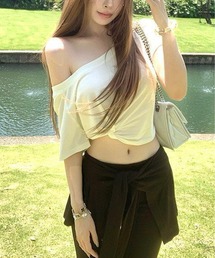 ワンショルダーギャザー　クロスショートtシャツ