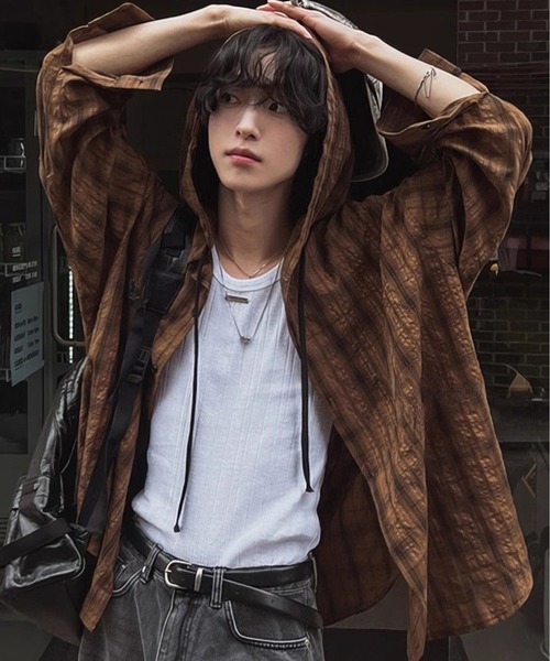 AsheKsha(アシクシャ)の「パーカー付きチェックゆったり長袖シャツアウター(シャツ/ブラウス・レディース・グレー/ブルー/ブラウン・M)」の5枚目の写真