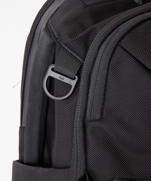 Aer（エアー）の「[AER/エアー] CITY PACK PRO 2 24L バックパック（バックパック/リュック・メンズ・ブラック・ONE SIZE）」の8枚目の写真