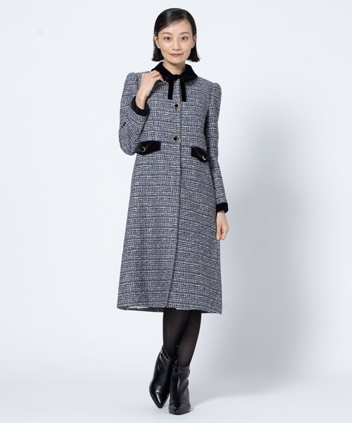 TOCCA(トッカ)の「NOBLE SHADOW TWEED ツイードコート(ダウンジャケット/コート・レディース・ブラック系5/ピンク系5・0/2/4)」の3枚目の写真