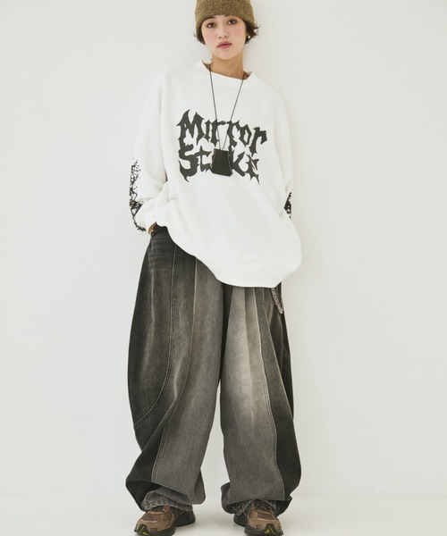 MIRROR STOKE（ミラーストーク）の「【ZOZO限定】MIRROR STOKE SWEATSHIRT/ミラーストークスウェットシャツ（スウェット・レディース・オフホワイト/チャコールグレー・MEDIUM）」の10枚目の写真