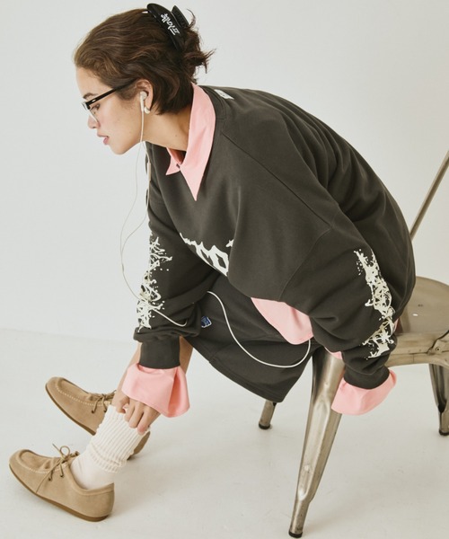 MIRROR STOKE（ミラーストーク）の「【ZOZO限定】MIRROR STOKE SWEATSHIRT/ミラーストークスウェットシャツ（スウェット・レディース・オフホワイト/チャコールグレー・MEDIUM）」の6枚目の写真