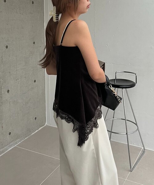 CAPRICIEUX LE'MAGE(カプリシューレマージュ)の「ベロアレースキャミ(キャミソール・レディース・ブラウン/ホワイト系その他・FREE)」の16枚目の写真