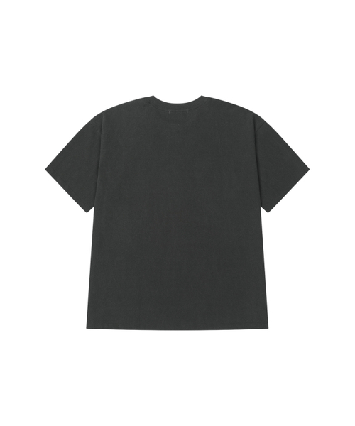 DEINET(ダイニット)の「STUD HEART T-SHIRT IN CHARCOAL(Tシャツ/カットソー・レディース・その他・FREE)」の3枚目の写真