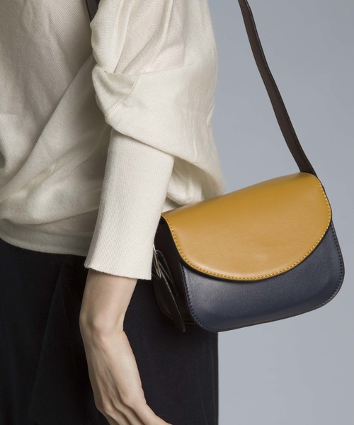 PLAIN CLOTHING（プレーンクロージング）の「トライカラーショルダーバッグ【PLAIN CLOTHING】（ショルダーバッグ・レディース・ブルー/ネイビー/ブラック・FREE）」の11枚目の写真