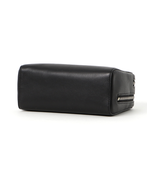 ALLSAINTS(オールセインツ)の「ARC MAKEUP CASE(ポーチ・レディース・ブラック・ONE SIZE)」の10枚目の写真