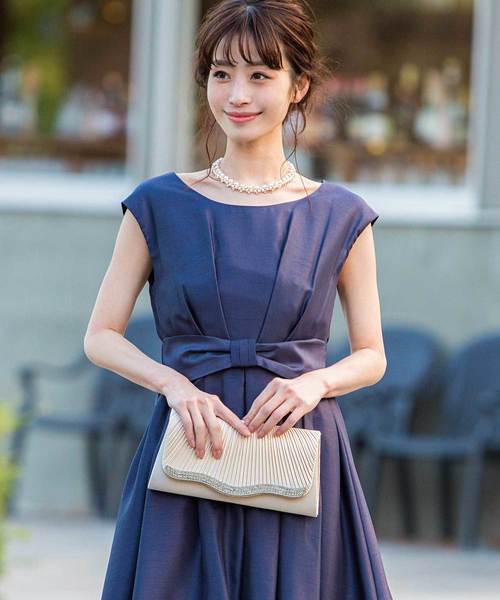 Fashion Letter（ファッションレター）の「2WAYサテンプリーツ 結婚式バッグ（クラッチバッグ・レディース・シルバー/ブラック/ベージュ・FREE）」の7枚目の写真