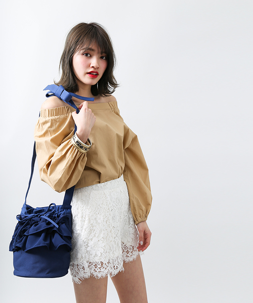 WEGO（ウィゴー）の「WEGO/バケツ型フリルミニショルダーバッグ（ショルダーバッグ・レディース・ネイビー/ブラック/ピンク/ホワイト・FREE）」の22枚目の写真