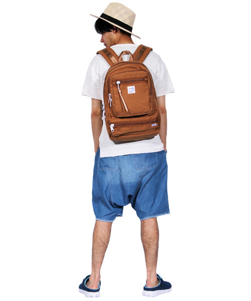 anello（アネロ）の「キャンバス リュックサック リュック anello（バックパック/リュック・メンズ・レッド/ナチュラル/ライトブラウン/ブラック/ネイビー・FREE）」の7枚目の写真