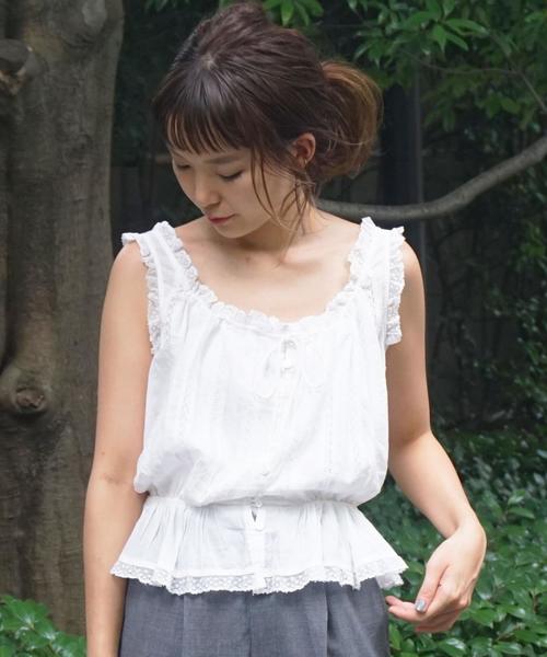 Another Edition（アナザーエディション）の「レースタンクキャミ ◆（シャツ/ブラウス・レディース・ブラック/ワインレッド/ナチュラル/オフホワイト・FREE）」の2枚目の写真