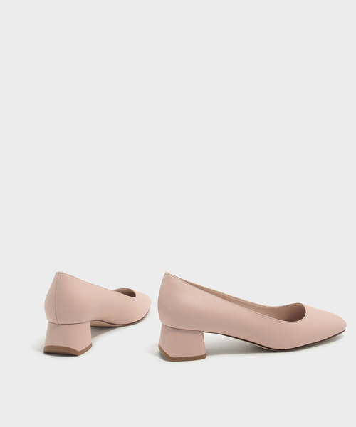 CHARLES & KEITH(チャールズ & キース)の「ブロックヒールパンプス / BLOCK HEEL PUMPS(パンプス・レディース・オレンジ/ブラック/アイボリー・23cm/22.5cm/23.5cm/24.5cm/25cm)」の12枚目の写真