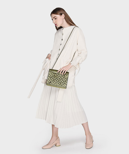 CHARLES & KEITH(チャールズ & キース)の「ブロックヒールパンプス / BLOCK HEEL PUMPS(パンプス・レディース・オレンジ/ブラック/アイボリー・23cm/22.5cm/23.5cm/24.5cm/25cm)」の14枚目の写真