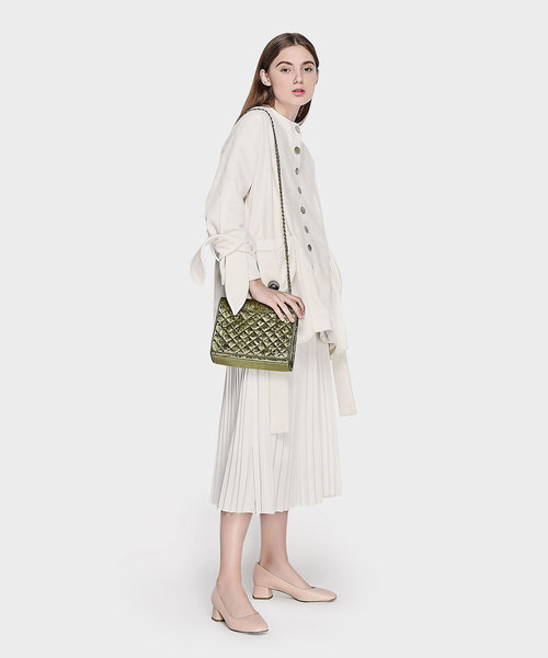 CHARLES & KEITH(チャールズ & キース)の「ブロックヒールパンプス / BLOCK HEEL PUMPS(パンプス・レディース・オレンジ/ブラック/アイボリー・23cm/22.5cm/23.5cm/24.5cm/25cm)」の15枚目の写真