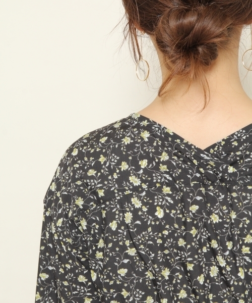 PAGEBOY（ページボーイ）の「ヴィンテージ小花ワンピース（ワンピース・レディース・ホワイト/ブラック/レッド・FREE）」の18枚目の写真