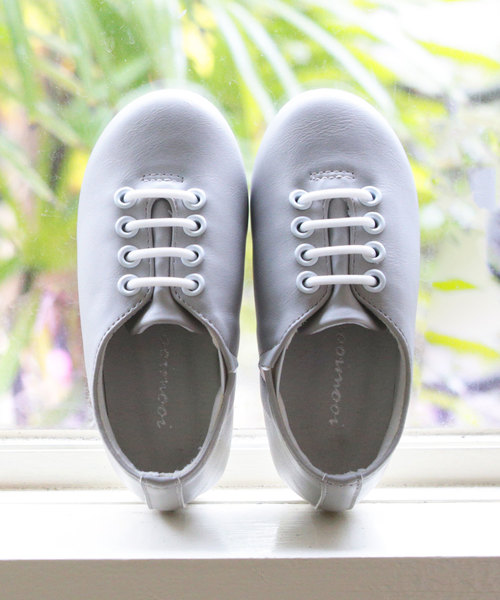 welleg（ウェレッグ）の「親子でおそろい！ゴムレースアップスニーカー（スニーカー・キッズ・チェック/ブラック系その他/ホワイト/ピンク/ライトグレー/ブラック・20cm/17cm/15cm/18cm/21.0cm/19cm/16cm）」の4枚目の写真