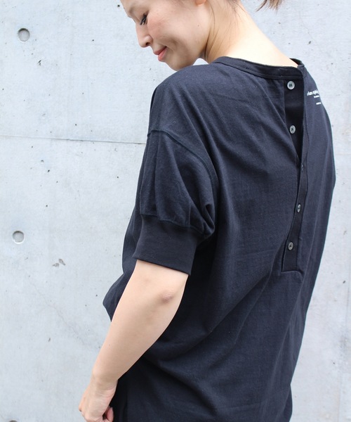 AMERICANA(アメリカーナ)の「*AMERICANA HENRY プルオーバー(Tシャツ/カットソー・レディース・ホワイト/ブラック/アイボリー・FREE)」の2枚目の写真