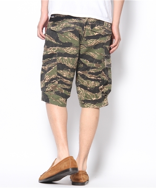 green label relaxing(グリーンレーベルリラクシング)の「SLUB TIGER/CAMO ショートパンツ(カーゴパンツ・メンズ・ベージュ/オリーブ・SMALL/MEDIUM/LARGE)」の4枚目の写真