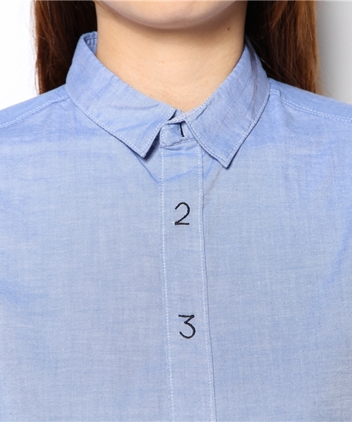 I am I （アイアムアイ）の「40/1OX 数字刺繍   長袖ワンピース（ワンピース・レディース・ブルー/ホワイト・FREE）」の7枚目の写真