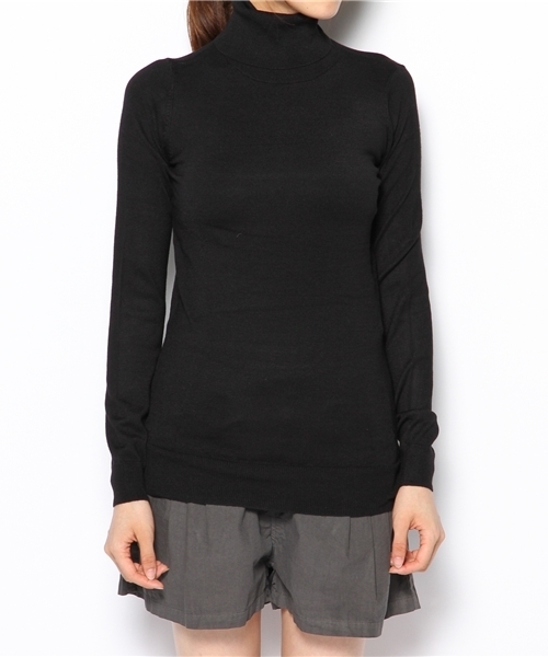 KBF(ケイビーエフ)の「KBF タートルネックニット(ニット/セーター・レディース・レッド/ブラック/ブルー/トップグレー/ライトベージュ・ONE)」の11枚目の写真