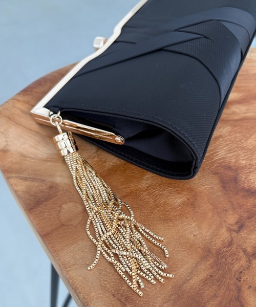 Dorry Doll（ドリードール）の「クロスマークコンパクトクラッチバック タッセル付き（クラッチバッグ・レディース・ブラック/ベージュ/モカ・FREE）」の12枚目の写真