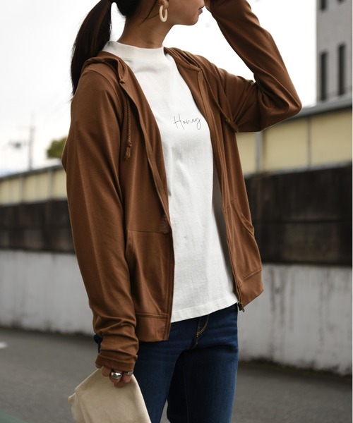 and it_（アンドイット）の「UVカットパーカー（パーカー・レディース・カーキ/ミント/ネイビー/杢グレー/ブルー/ブラック/オートミール/ピンク/イエロー/オフホワイト/ライトブルー/グレイッシュブルー/ラベンダー/ベージュ/キャメル/グレイッシュベージュ/ライトオリーブ・L/M/LL）」の16枚目の写真