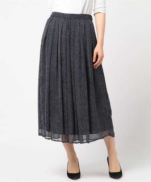 A/C DESIGN BY ALPHA CUBIC（エーシーデザインバイアルファキュービック）の「【WEB＆一部店舗限定】フラワースカート（スカート・レディース・オフホワイト/ネイビー・67/61/64）」の5枚目の写真