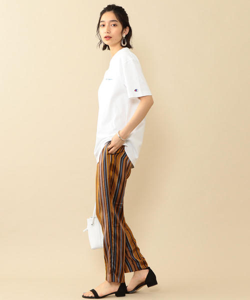Champion（チャンピオン）の「【別注】＜Champion（チャンピオン）＞∴カラーロゴTシャツ（Tシャツ/カットソー・レディース・ネイビー/ピンク/ターコイズブルー/オフホワイト・LARGE/MEDIUM）」の9枚目の写真