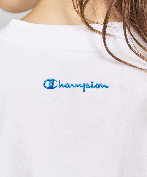 Champion（チャンピオン）の「【別注】＜Champion（チャンピオン）＞∴カラーロゴTシャツ（Tシャツ/カットソー・レディース・ネイビー/ピンク/ターコイズブルー/オフホワイト・LARGE/MEDIUM）」の14枚目の写真