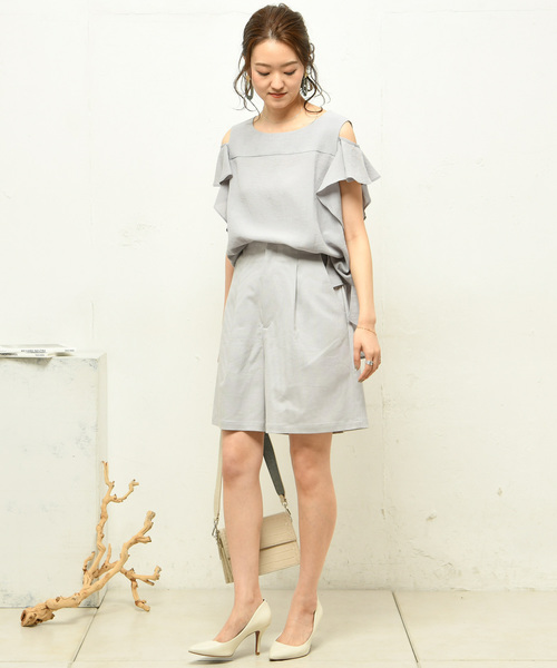 DouDou（ドゥドゥ）の「肩フリルブラウス（Tシャツ/カットソー・レディース・ブラック/ベージュ/ブラウン/グレー/オフホワイト/ピンク/ブルー・FREE）」の14枚目の写真