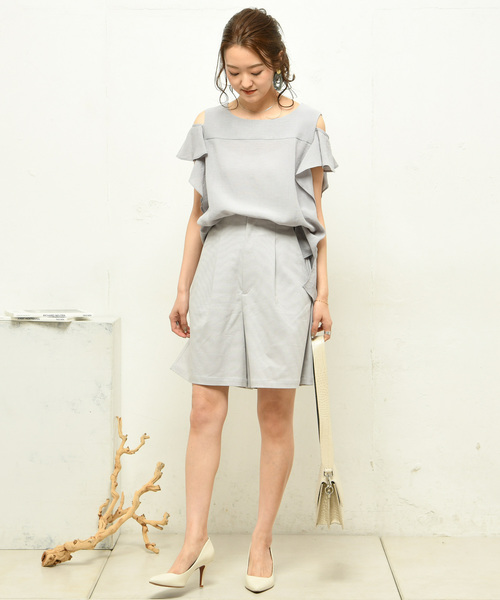 DouDou（ドゥドゥ）の「肩フリルブラウス（Tシャツ/カットソー・レディース・ブラック/ベージュ/ブラウン/グレー/オフホワイト/ピンク/ブルー・FREE）」の17枚目の写真