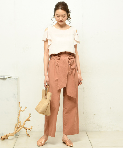 DouDou（ドゥドゥ）の「肩フリルブラウス（Tシャツ/カットソー・レディース・ブラック/ベージュ/ブラウン/グレー/オフホワイト/ピンク/ブルー・FREE）」の20枚目の写真