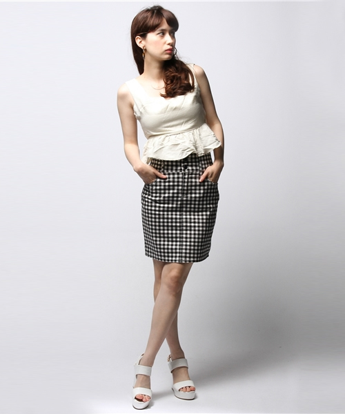 ROSE BUD（ローズバッド）の「LBL-14153 BACK RIBBON BUSTIER（その他トップス・レディース・ホワイト/マスタード/ネイビー・ONE SIZE）」の6枚目の写真