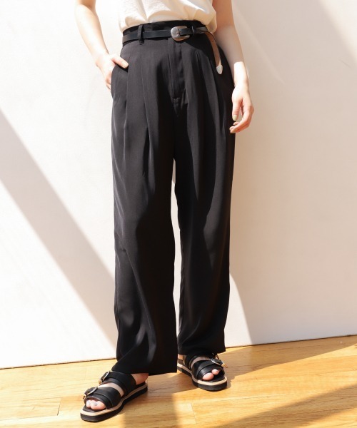 PAGEBOY（ページボーイ）の「セットアップ モードルーズパンツ（その他パンツ・レディース・ライトブルー/ブラック/グレイッシュベージュ・FREE）」の2枚目の写真