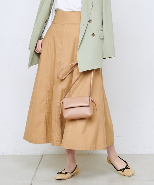 natural couture（ナチュラルクチュール）の「ハイウエスト綿麻フレアスカート（スカート・レディース・ブラック/オフホワイト/ラベンダー/キャメル・FREE）」の4枚目の写真