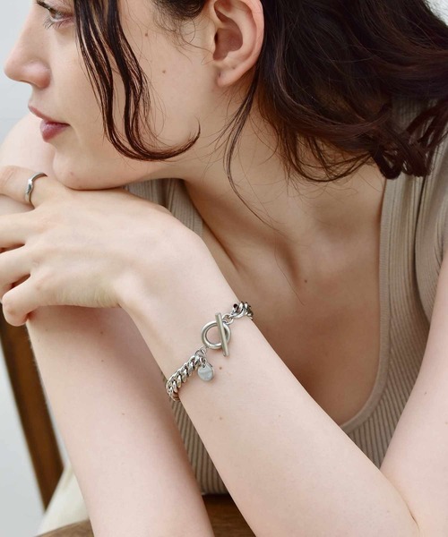 LHME(エルエイチエムイー)の「【WEB限定】 “THE YOUTH 2020”リンクチェーンブレスレット/サージカルステンレス(金属アレルギー対応)【LHME / エルエイチエムイー】(ブレスレット・レディース・A/B/C/D/E/F/G/H/I/J/K/L/M・ONE SIZE)」の4枚目の写真