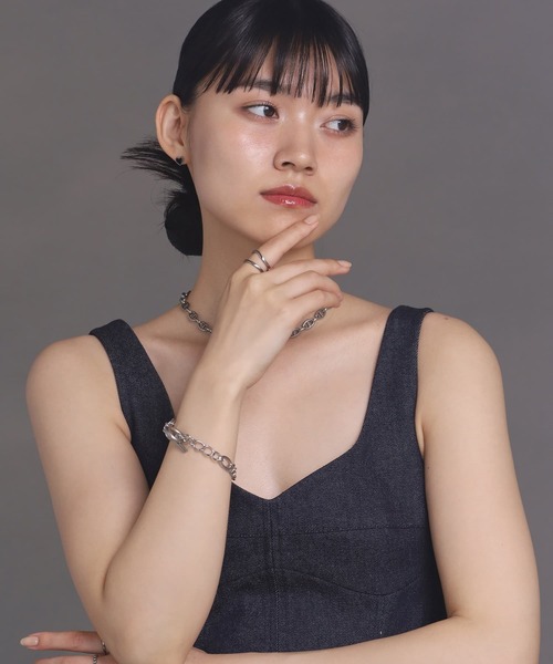 LHME(エルエイチエムイー)の「【WEB限定】 “THE YOUTH 2020”リンクチェーンブレスレット/サージカルステンレス(金属アレルギー対応)【LHME / エルエイチエムイー】(ブレスレット・レディース・A/B/C/D/E/F/G/H/I/J/K/L/M・ONE SIZE)」の19枚目の写真