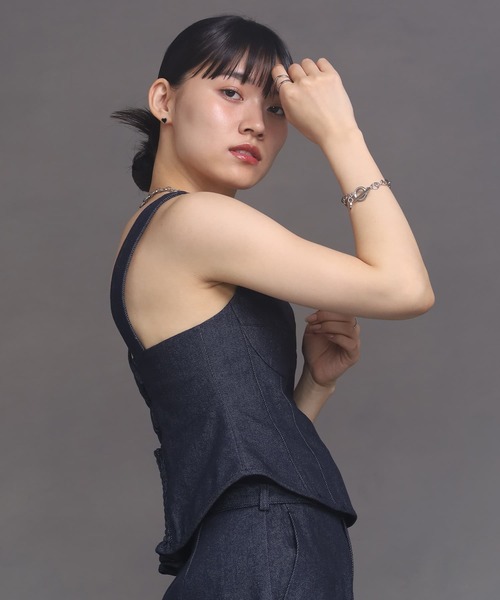 LHME(エルエイチエムイー)の「【WEB限定】 “THE YOUTH 2020”リンクチェーンブレスレット/サージカルステンレス(金属アレルギー対応)【LHME / エルエイチエムイー】(ブレスレット・レディース・A/B/C/D/E/F/G/H/I/J/K/L/M・ONE SIZE)」の20枚目の写真