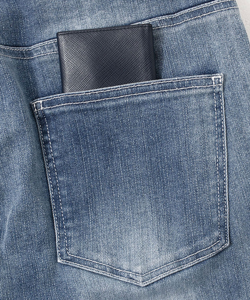 CavariA（キャバリア）の「『CavariA/キャバリア』裾ジップストレッチラインデニムパンツ（デニムパンツ・メンズ・ブラック/ブルー・L/M/S）」の11枚目の写真