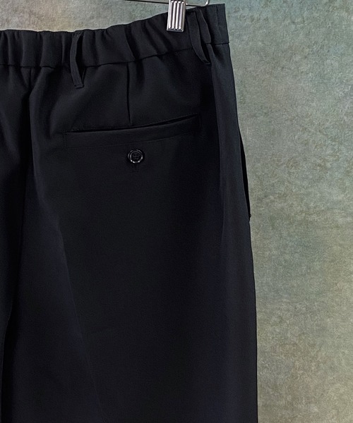 Beno（ビーノ）の「ポリトロ / W テーラード シャツ ジャケット × タック ワイドパンツ（セットアップ・メンズ・ダークベージュ/ライトベージュ/ライトグレー/ブラック/アッシュブラウン・L/M）」の13枚目の写真