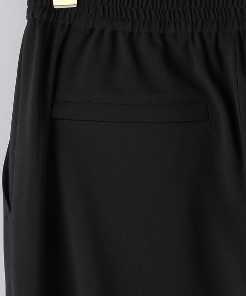 HYKE（ハイク）の「＜HYKE（ハイク）＞ブラック テーパードパンツ