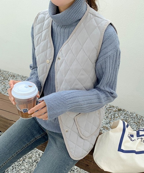 SONA(ソナ)の「SONYUNARA モダンガールタートルネックニット(ニット/セーター・レディース・スカイブルー/ブラック/ベージュ/グレー/グリーン/アイボリー/ダークパープル・FREE)」の12枚目の写真