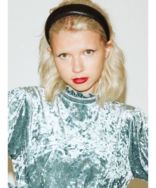 jouetie（ジュエティ）の「マテリアルボリュームカチューシャ（カチューシャ・レディース・ブラック/ベージュ/ブラウン/パープル・FREE）」の18枚目の写真