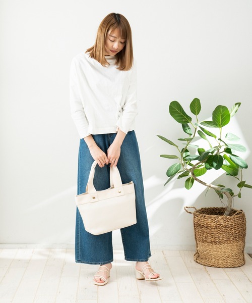 menue(メヌエ)の「スクエアトゥ 華奢ストラップサンダル(サンダル・レディース・ブラック/アイボリー/グレイッシュベージュ/グレイッシュブルー/パイソン・XXS/LL/3L/S/M/L/XS)」の10枚目の写真