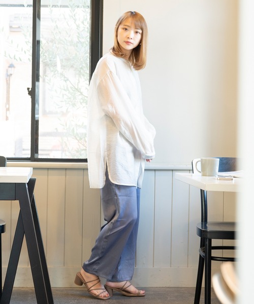 menue(メヌエ)の「スクエアトゥ 華奢ストラップサンダル(サンダル・レディース・ブラック/アイボリー/グレイッシュベージュ/グレイッシュブルー/パイソン・XXS/LL/3L/S/M/L/XS)」の22枚目の写真